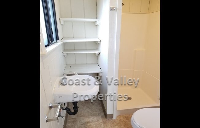 2-4 1/2 Villa Street