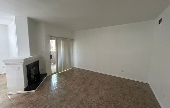 2 beds, 2 baths, $1,395, Unit 1101