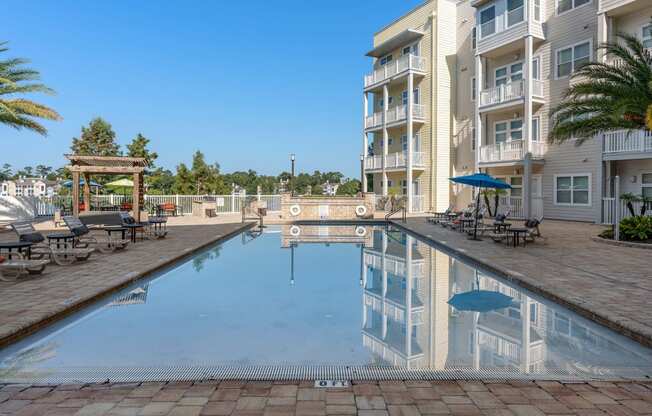 the swimming pool at the resort at longboat key club