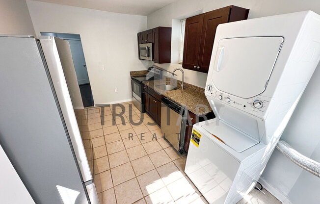 1257 N 23 ST