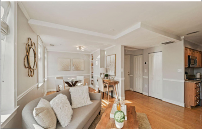 Georgeous 1br/1ba Pet Friendly Corner Unit in Dupont Circle!