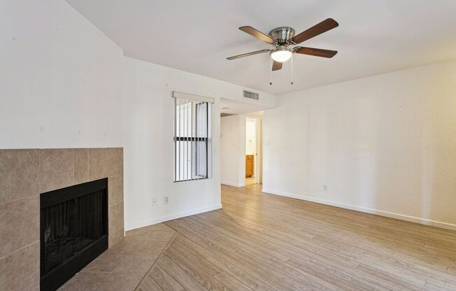 1 bed, 1 bath, $1,445, Unit #1074