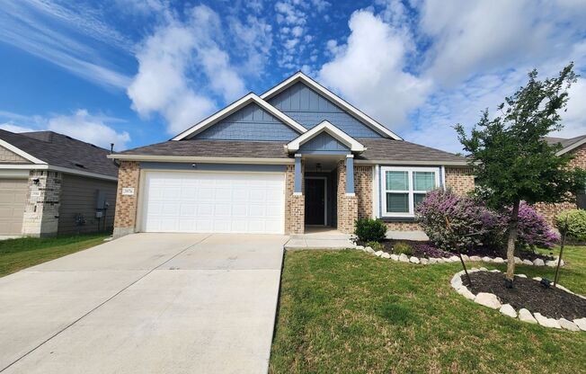 4/2/2 in Legend Point / Fridge / Washer & Dryer /  Neighborhood Pool & Playground / CISD