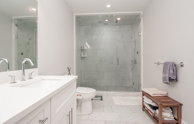 3 beds, 2 baths, 1,558 sqft, $6,050, Unit 28