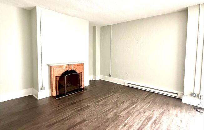 Studio, 1 bath, 215 sqft, $1,550, Unit 1026