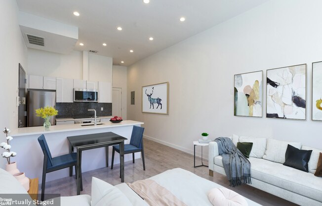 111 W 130 ST