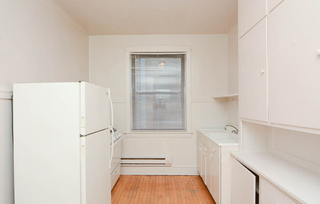 1025 025 Dempster