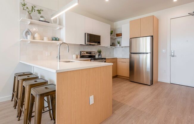 1 bed, 1 bath, 587 sqft, $2,230, Unit 404