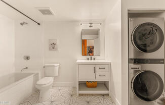 1 bed, 1 bath, 1,110 sqft, $3,700, Unit 426