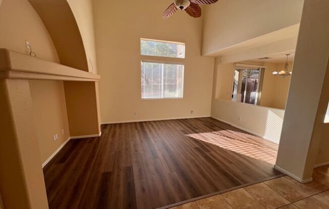 Southern Highlands, Primary bedroom with a balcony!