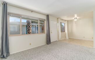 2 beds, 1 bath, $2,350, Unit 1576-E