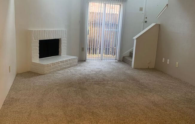 1 bed, 1.5 baths, 866 sqft, $935, Unit 2705