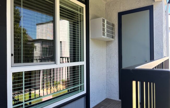 2 beds, 2 baths, 950 sqft, $2,925, Unit 1531P