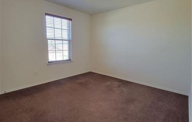 3 beds, 2 baths, $2,150