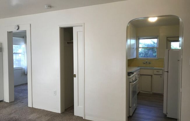 1 bed, 1 bath, 620 sqft, $2,000