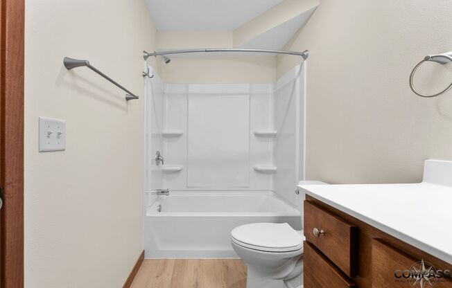 Studio, 1 bath, $995, Unit 232