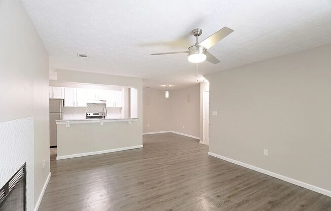 2 beds, 2 baths, 1,050 sqft, $1,579, Unit 06608