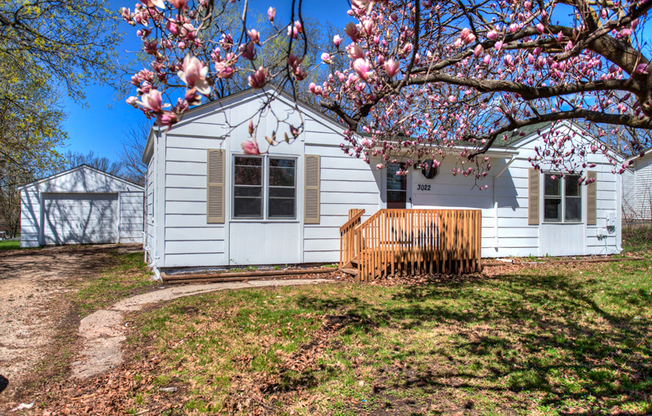 4 Bedroom home fully fenced in back yard!