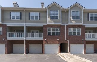 Updated 3BR/2.5BA town house in great Alpharetta Location, with 2 Car Garage!