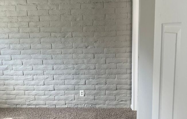 3 Bedroom 2 Bathroom Condo in Lakewood