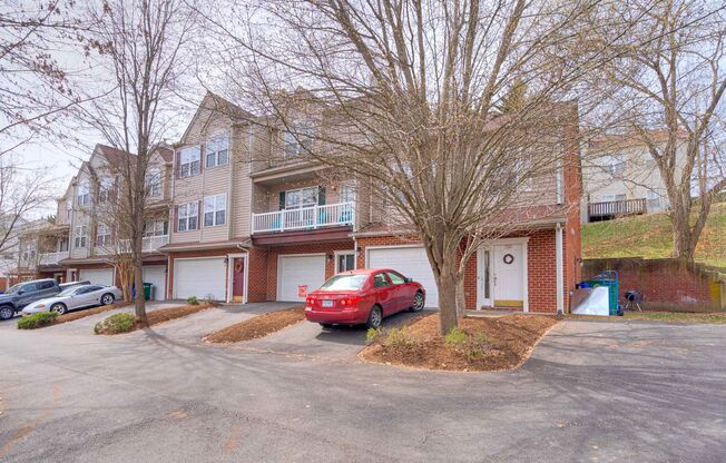 1150 Orange Leaf Townhouse- Available July 15th