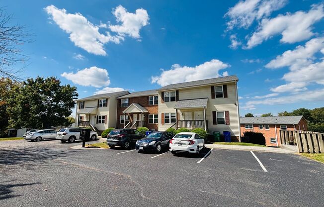 2 Bedroom, 1 Bath Apartment