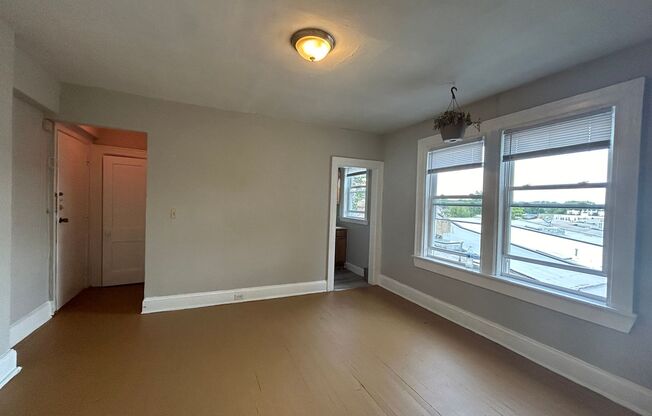 1235 Randolph St NW