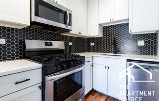 656 W WRIGHTWOOD AVE