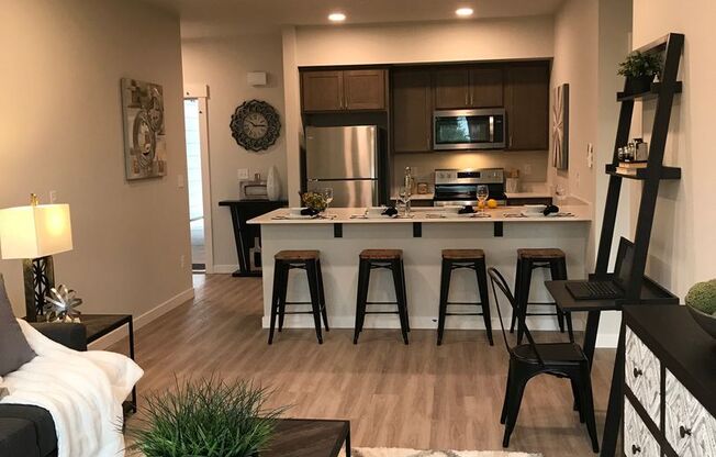 1 bed, 1 bath, 705 sqft, $1,899, Unit C305