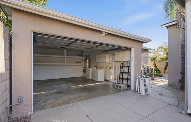 10832 HUSTON ST