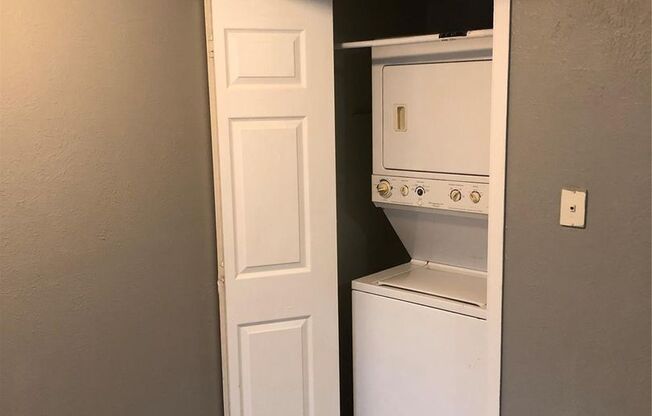 2 beds, 2 baths, $1,375