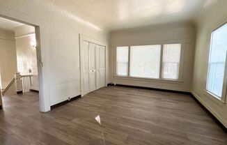 3 beds, 1 bath, $2,100