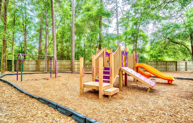 Outdoor park at Northlake Apartments, Jacksonville FL