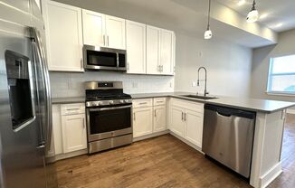 Stunning 2-Bed/2-Bath Condo with Private Rooftop Deck in Fishtown! Available NOW!