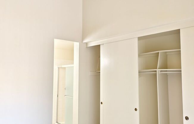 2 beds, 2 baths, 1,097 sqft, $2,630, Unit 1521