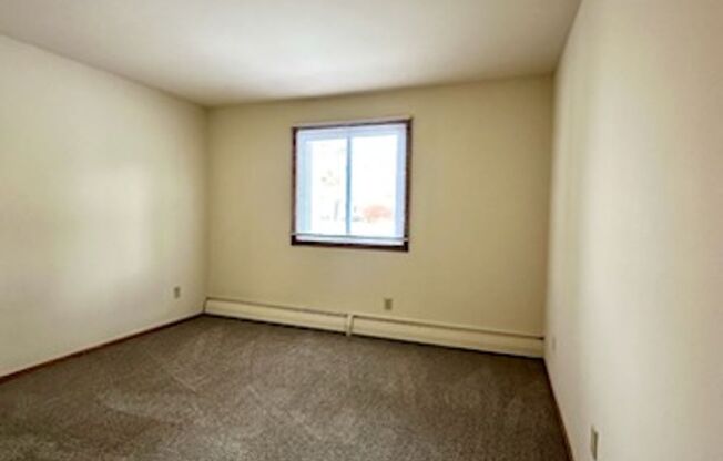 1 bed, 1 bath, 750 sqft, $1,049, Unit 224