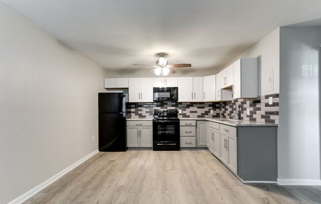 1 bed, 1 bath, 680 sqft, $1,700, Unit Apt 3