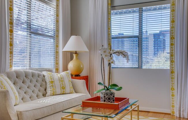 1 bed, 1 bath, $1,700, Unit # 2B