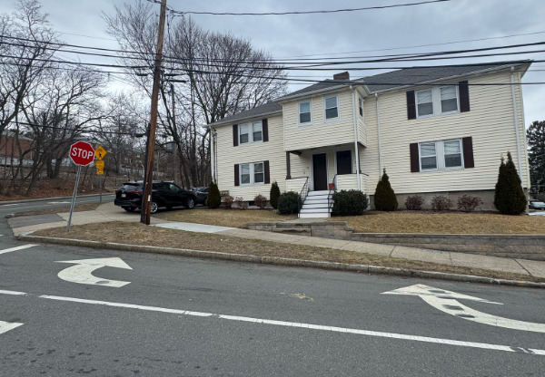 23 1 PROSPECT HL AVE