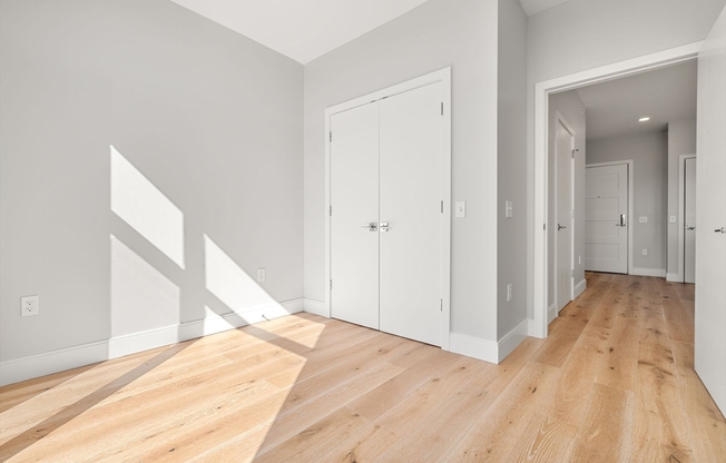 2 beds, 2 baths, 902 sqft, $4,500, Unit 710