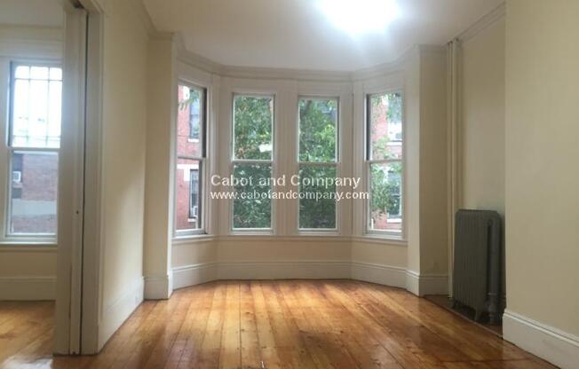 34 Isabella St.