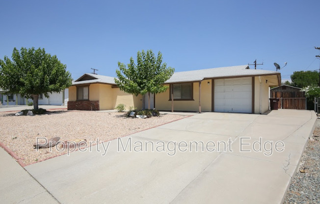 29092 DESERT HLS RD