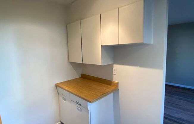 Studio, 1 bath, $899, Unit 3611-012