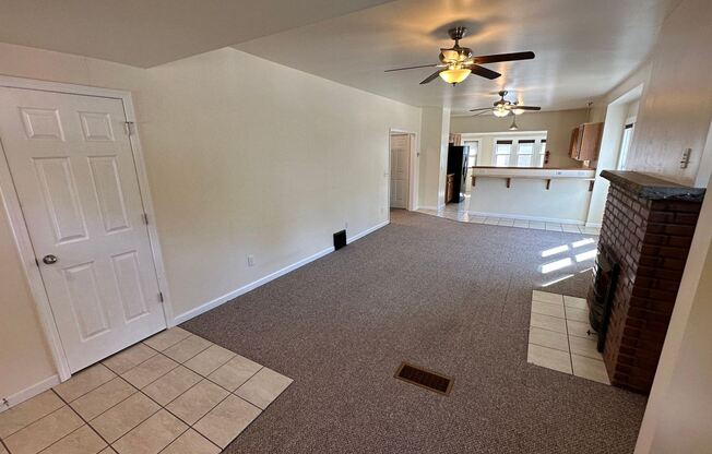 1217 W 47th St