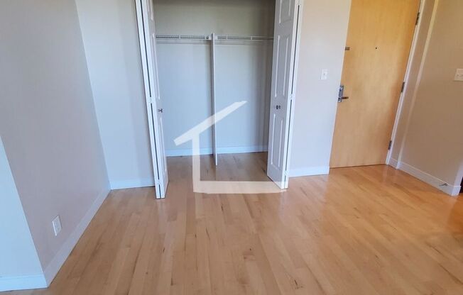 2 beds, 1 bath, $3,596, Unit 3