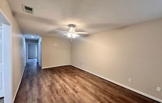 3 beds, 2 baths, 984 sqft, $1,295, Unit A