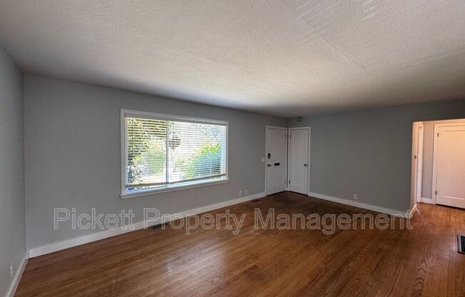 631 BERTHA AVE