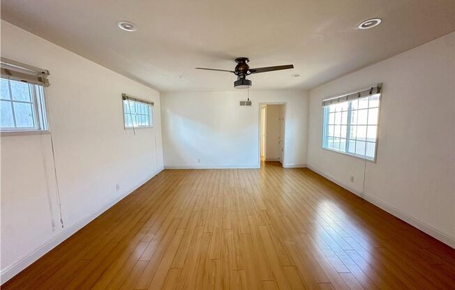 2 beds, 1 bath, 1,000 sqft, $2,950, Unit 123.5 Nieto