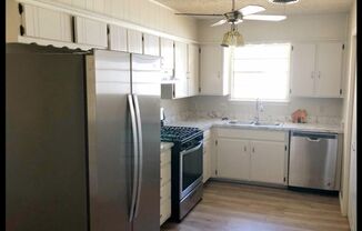 3 beds, 2 baths, $1,550