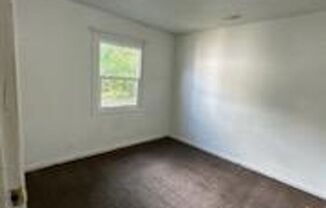 3 beds, 1 bath, $1,200